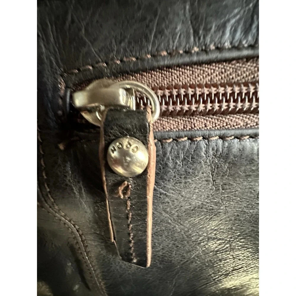 HOBO Slouchy Leather Fold Over Crossbody Purse Bag Black‎ & Brown